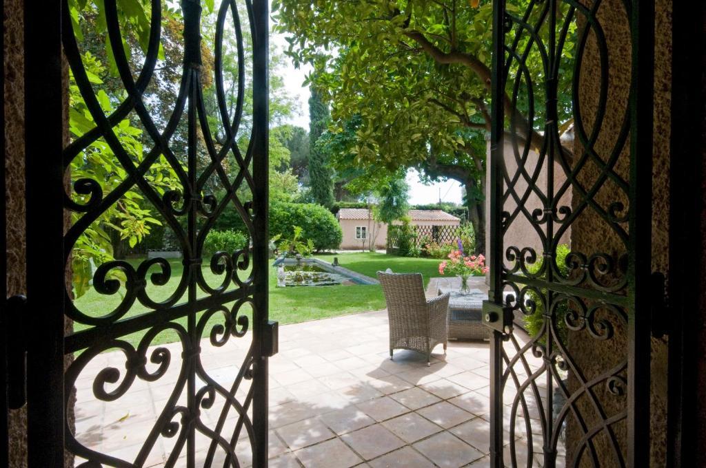 Le Mas Du Chanoine Saint-Paul-de-Vence Zewnętrze zdjęcie